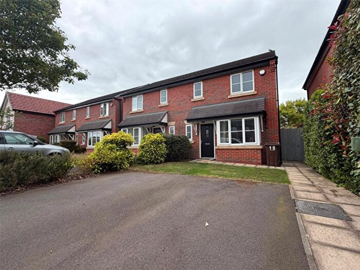 3 Bedroom Semi-Detached House To Rent In Gilbert Close, Formby, L37