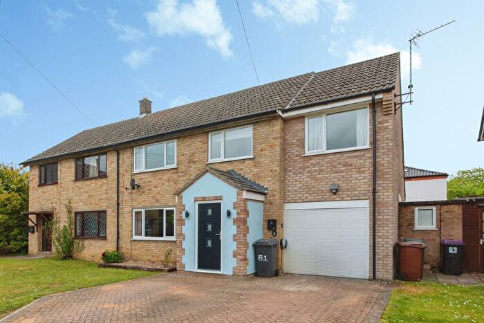 4 Bedroom Semi-Detached House For Sale In Willow Close, Heckington, Sleaford, NG34
