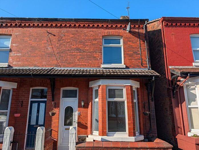 2 Bedroom Semi-Detached House To Rent In Sandheys Grove, Waterloo, Liverpool, L22