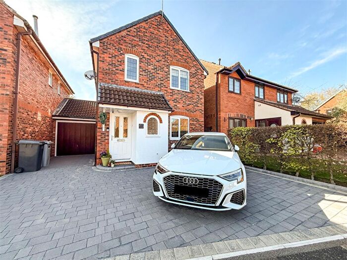 3 Bedroom Property For Sale In Melton Drive, Congleton, CW12