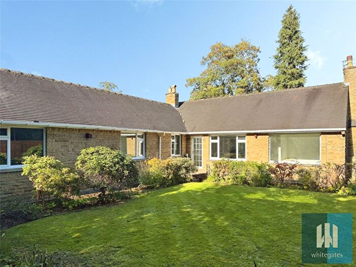 5 Bedroom Bungalow To Rent In Halifax Road, Huddersfield, HD3