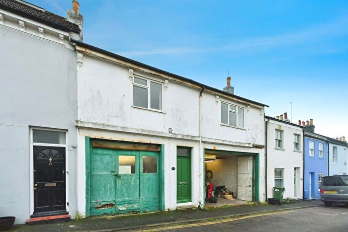 2 Bedroom Terraced House For Sale In Newark Place, Brighton, BN2