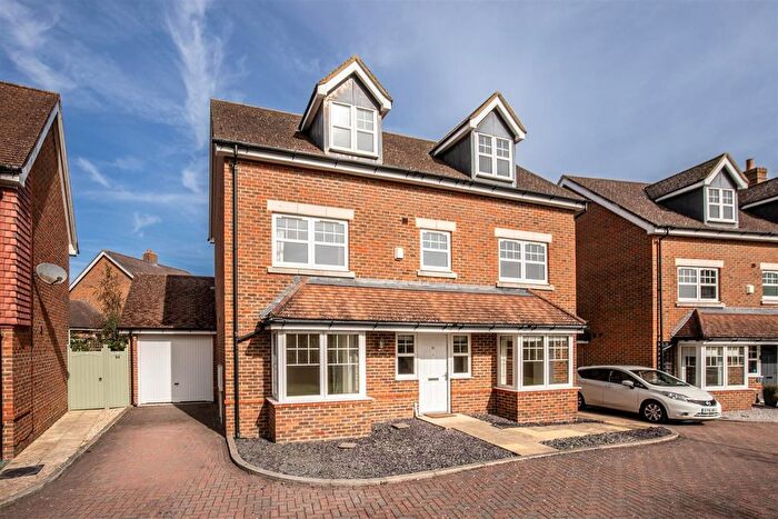 5 Bedroom Detached House For Sale In Ashengate Way, Five Ash Down, TN22