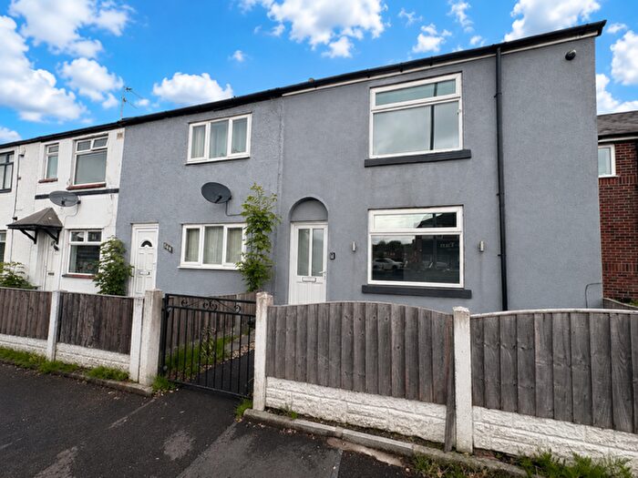 2 Bedroom End Of Terrace House To Rent In Atherton Road, Wigan, WN2