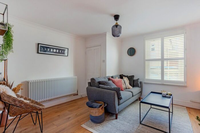 2 Bedroom Terraced House To Rent In Prospect Place, Newbury, RG14