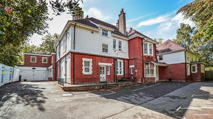1 Bedroom Flat To Rent In Mckinley Road, Westbourne, BH4