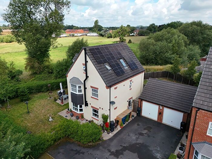 5 Bedroom Detached House For Sale In Plover Green, Stafford, ST16