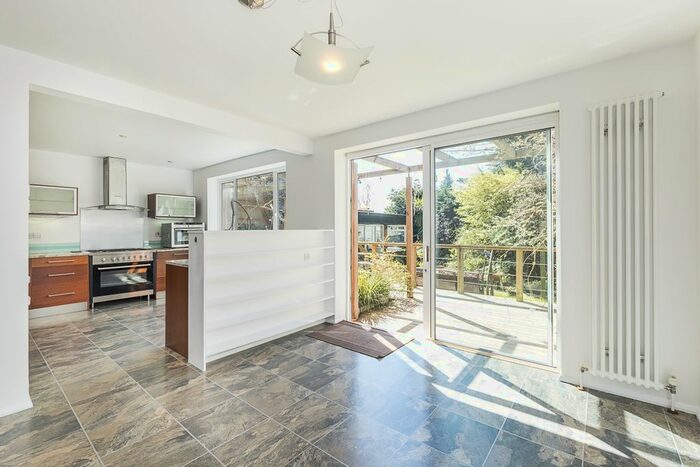 4 Bedroom Detached House To Rent In Gatehouse Close, Coombe, Kingston Upon Thames, KT2