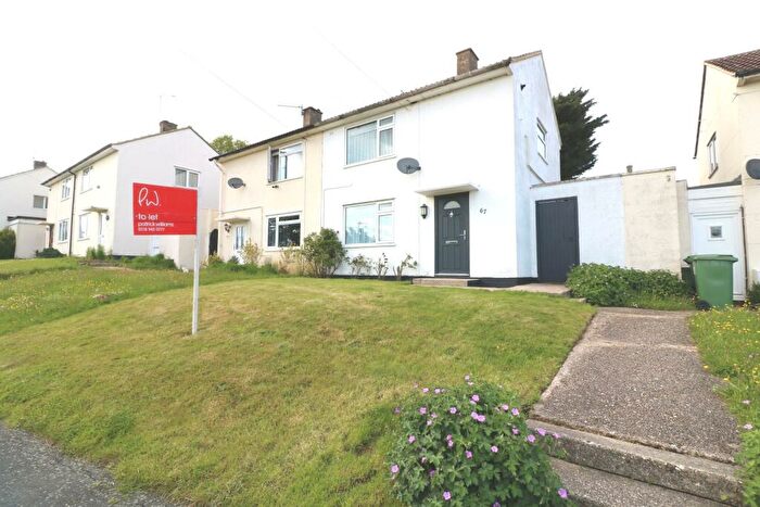 2 Bedroom Semi-Detached House To Rent In Royal Avenue, Calcot, Reading, RG31