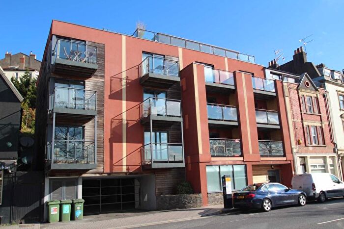 1 Bedroom Flat To Rent In Dockside - Hotwell Road, BS8