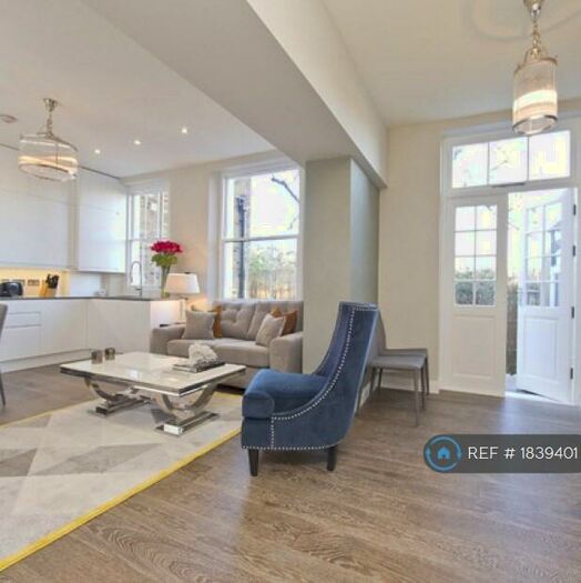 2 Bedroom Flat To Rent In Fulham Road, London, SW10