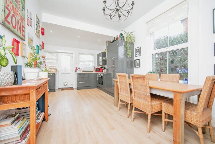 4 Bedroom Detached House For Sale In Beaconsfield Road, East Clacton, Clacton-On-Sea, CO15