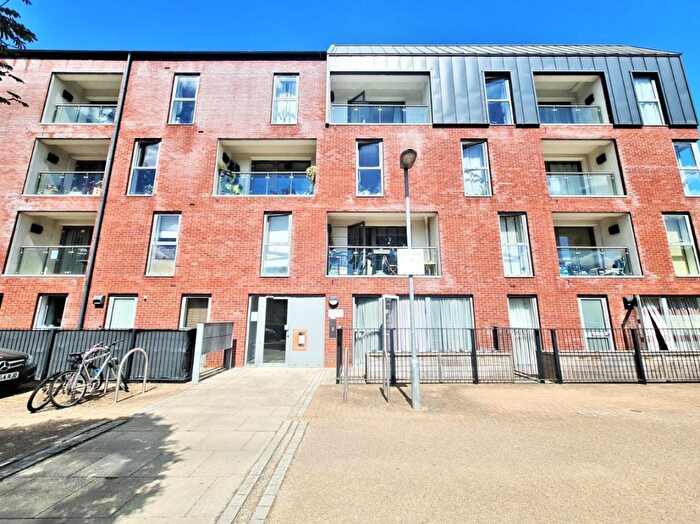 2 Bedroom Apartment To Rent In Fyne Court, Loch Crescent, Edgware, Greater London, HA8