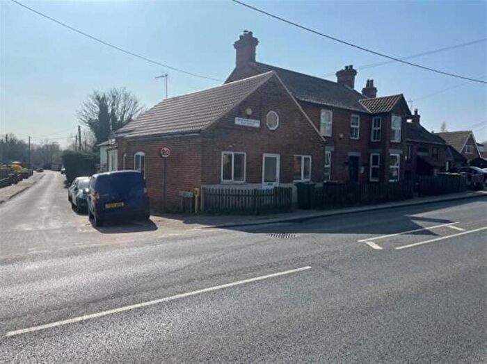 3 Bedroom Terraced Bungalow For Sale In Fakenham Road, Great Witchingham, Norwich, NR9