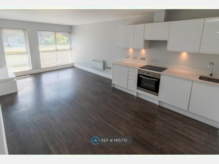 1 Bedroom Flat To Rent In Chaucer Court, Bromley, BR2