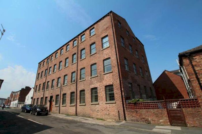 2 Bedroom Apartment To Rent In Brown Street, Macclesfield, Cheshire, SK11