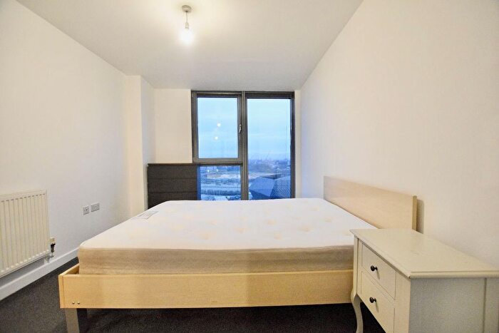 1 Bedroom Flat To Rent In George Hudson Tower, Stratford, E15