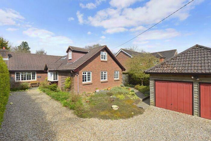 4 Bedroom Detached House For Sale In Hogwood Road, Ifold, RH14