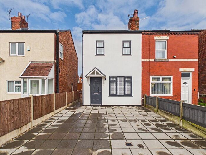 3 Bedroom Semi Detached House For Sale In Milton Street, Southport, PR9