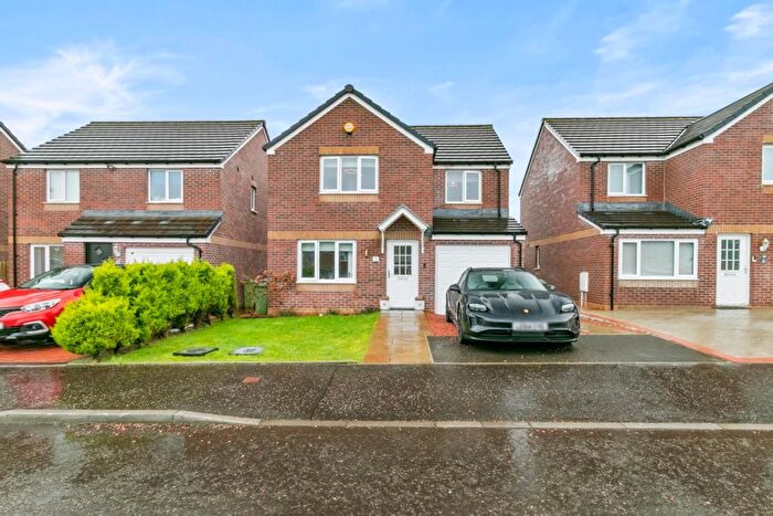 4 Bedroom Detached House For Sale In National Gate, Cowglen, G43