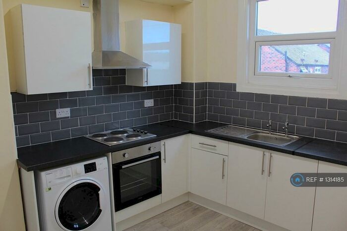 1 Bedroom Maisonette To Rent In Cross Street, Sale, M33