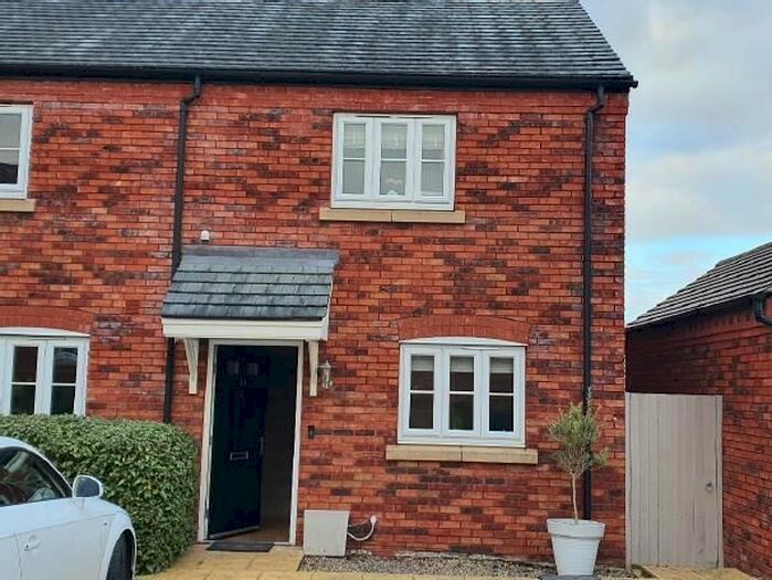 2 Bedroom Semi-Detached House For Sale In Desjardins Way, Pershore, WR10