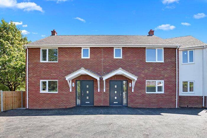 3 Bedroom Semi Detached House For Sale In Church Road, West Hanningfield, Chelmsford, CM2