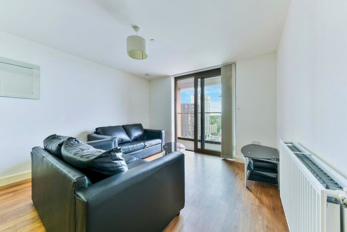 2 Bedroom Flat To Rent In Sienna Alto, The Renaissance, Cornmill Lane, Lewisham, London, SE13