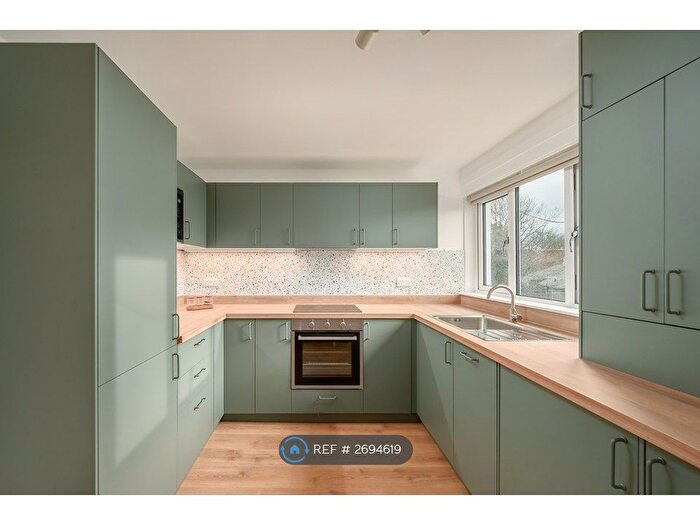 3 Bedroom Flat To Rent In Cameron House Avenue, Edinburgh, EH16