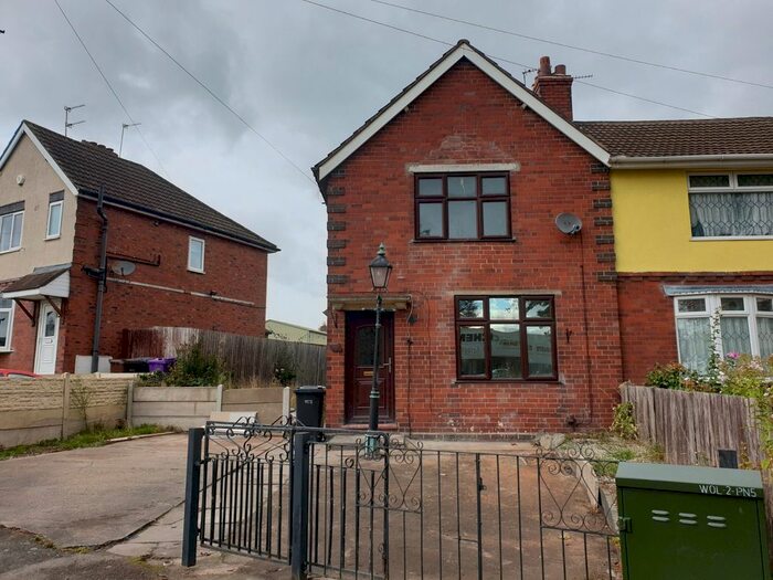 3 Bedroom End Of Terrace House To Rent In March End Road, Wolverhampton, West Midlands, WV11