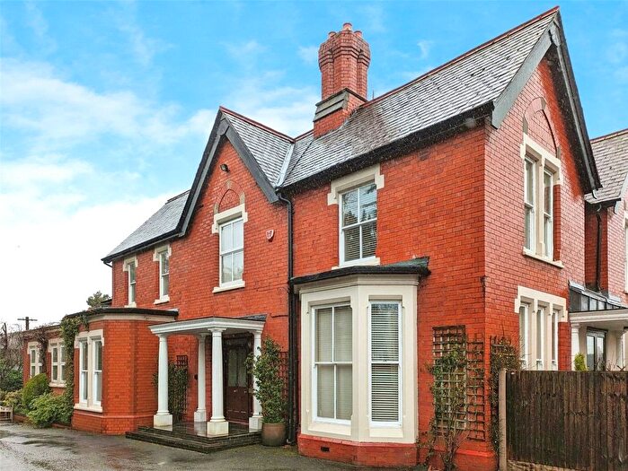 4 Bedroom Flat For Sale In Morda Road, Oswestry, Shropshire, SY11