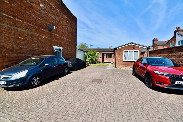 1 Bedroom Bungalow To Rent In Derby Road, Northampton, NN1