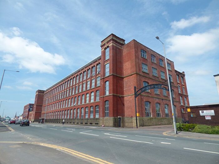 2 Bedroom Property To Rent In New Hall Lane, Preston, PR1