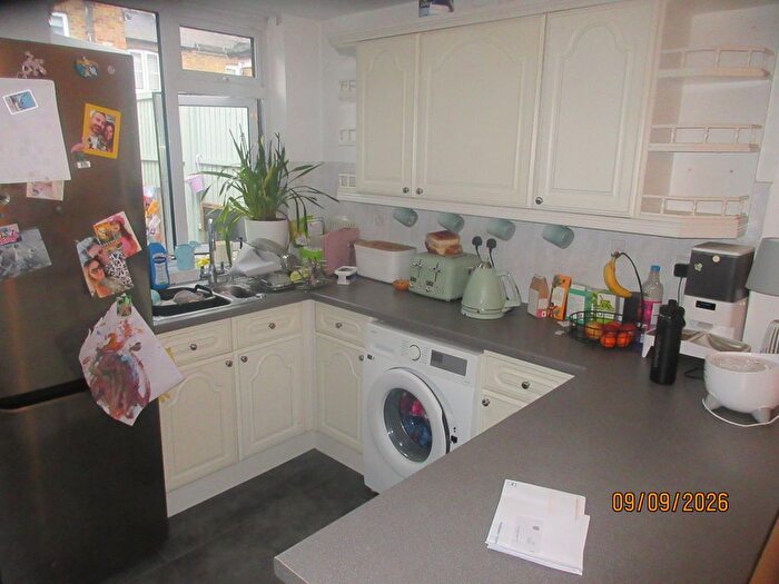 2 Bedroom Terraced House To Rent In Clifton Rd, Loughton, IG10