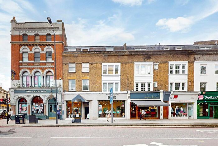 2 Bedroom Flat To Rent In Upper Street, Islington, N1