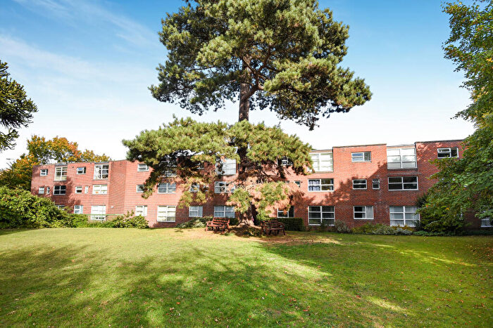 2 Bedroom Maisonette To Rent In Russell Court, Central North Oxford, OX2