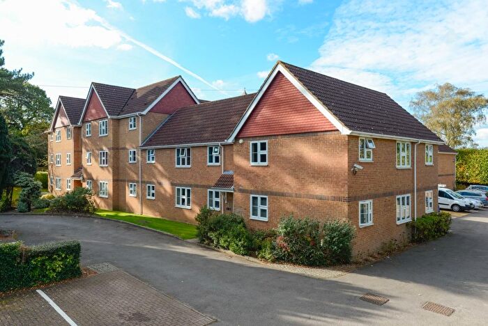 2 Bedroom Flat To Rent In Queens Road, Maidstone, ME16
