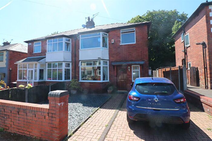 3 Bedroom Semi-Detached House To Rent In Thornydyke Avenue, Bolton, BL1
