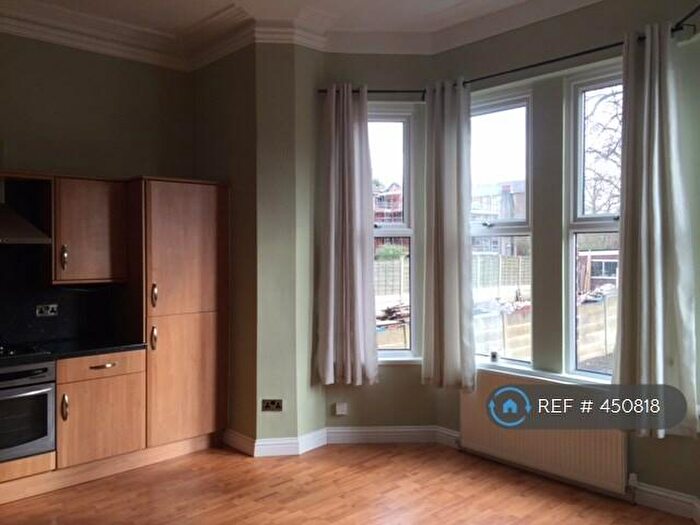 1 Bedroom Flat To Rent In Demesne Road, Manchester, M16