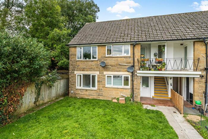 2 Bedroom Apartment For Sale In Pilsdon Close, Beaminster, DT8