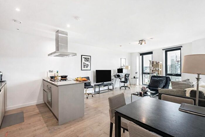 1 Bedroom Apartment To Rent In Roosevelt Tower, Blackwall, E14