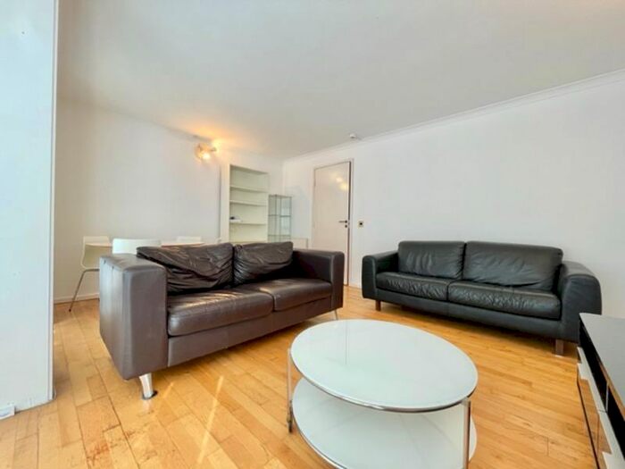 4 Bedroom Flat To Rent In Queen Of Denmark Court, London, SE16