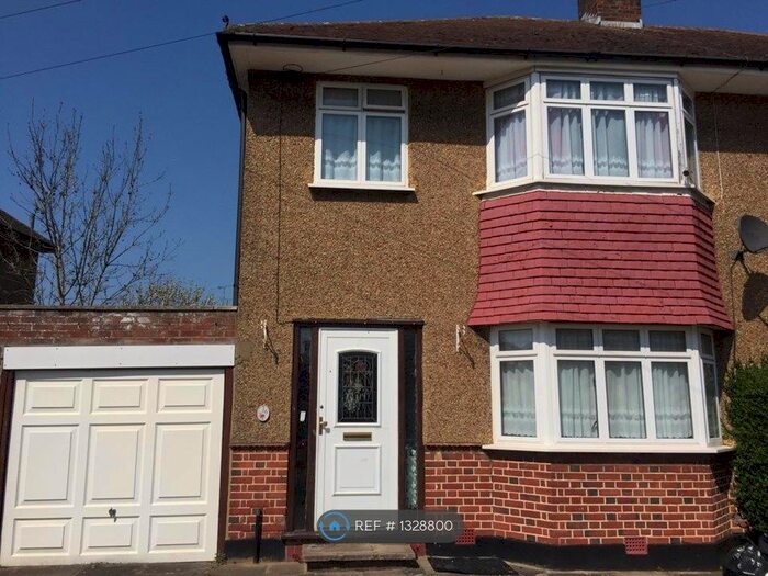 3 Bedroom Semi-Detached House To Rent In Eastern Avenue, Pinner HA5