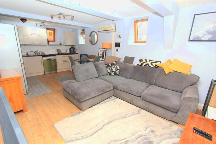 2 Bedroom Detached House To Rent In Colin Park Road, London, NW9