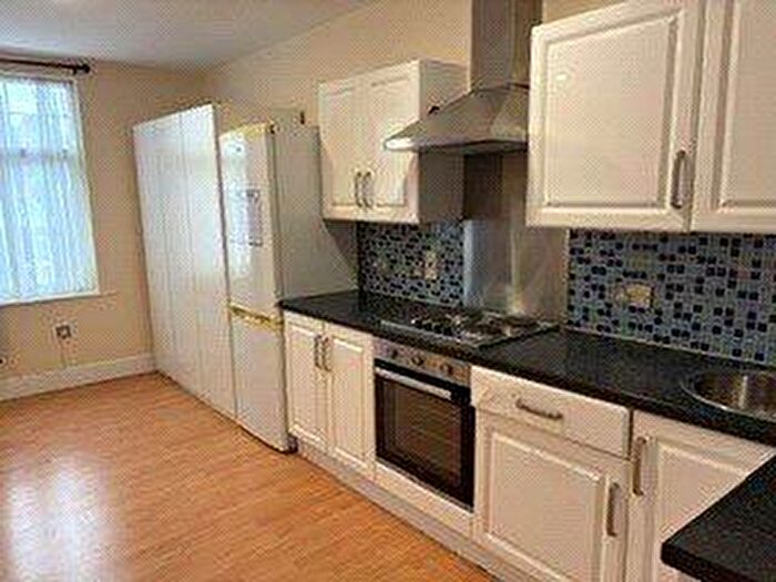 1 Bedroom Apartment To Rent In Brighton Road, South Croydon, CR2