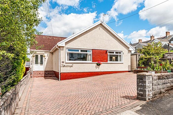 4 Bedroom Detached House For Sale In Maelog Close, Pontyclun, CF72