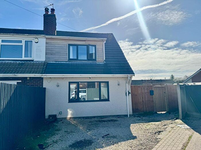 3 Bedroom Semi Detached House For Sale In Blackbrook Close, Loughborough, LE12