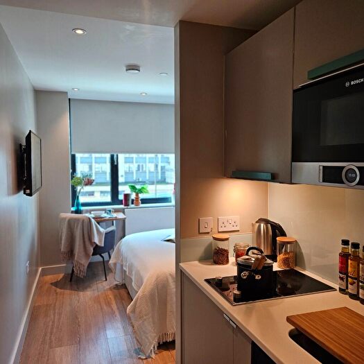 Studio To Rent In Wellesley Road, Croydon, London, CR0