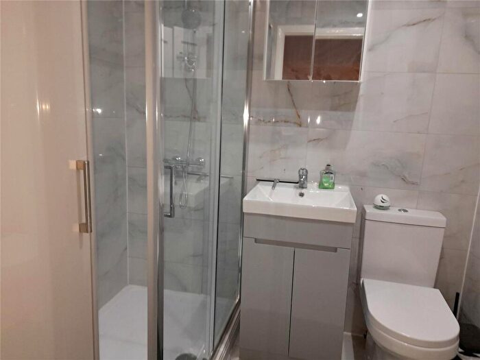 1 Bedroom Maisonette To Rent In Langley Road, Slough, Berkshire, SL3