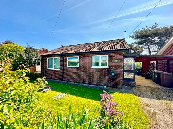 2 Bedroom Detached Bungalow For Sale In Beach Road, Eccles-On-Sea, Norwich, NR12